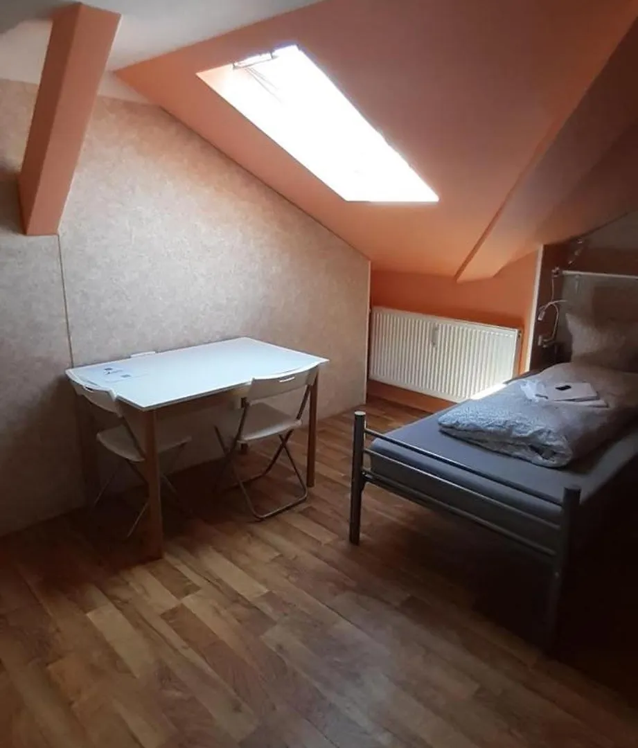 Hotel Low Budget Downtown Hostel Rooms & Apartments Gkp 2 Monaco di Baviera