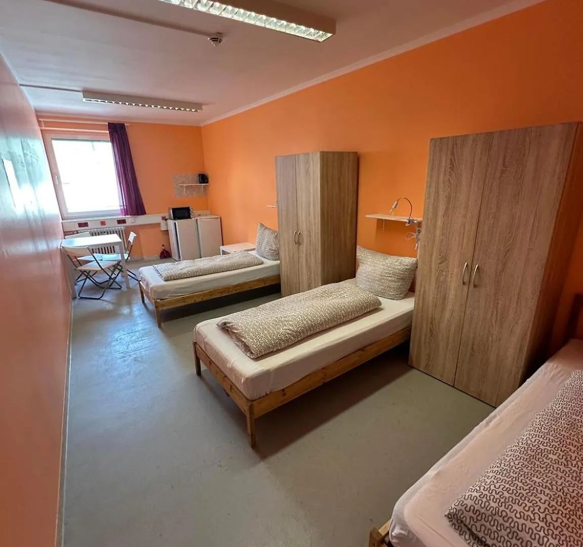 Hotel Low Budget Downtown Hostel Rooms & Apartments Munich