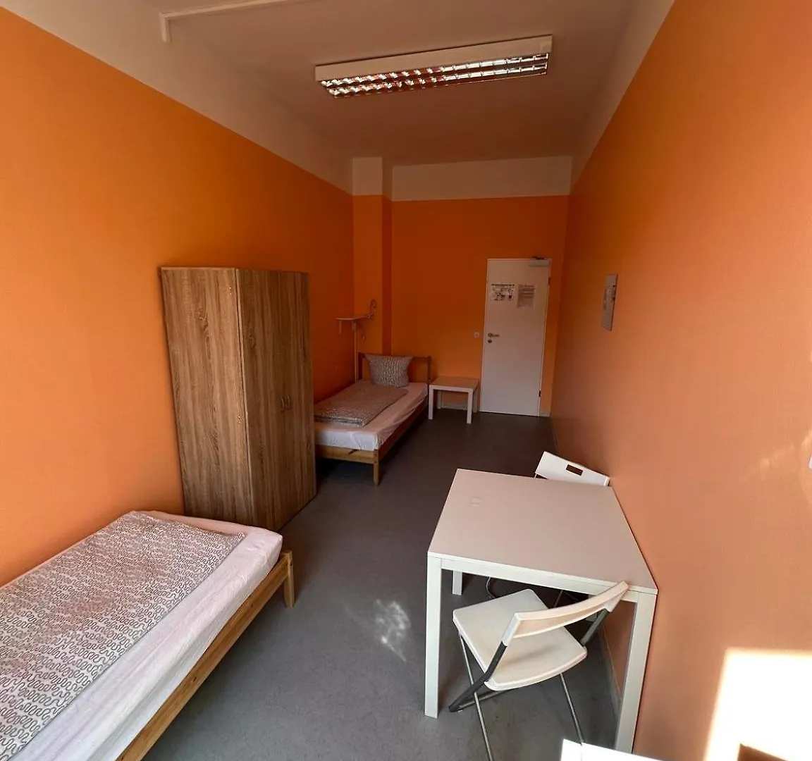 Low Budget Downtown Hostel Rooms & Apartments Munich