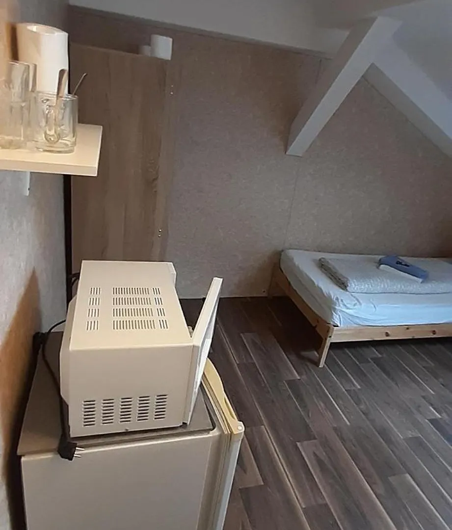 Low Budget Downtown Hostel Rooms & Apartments Munich Hotel